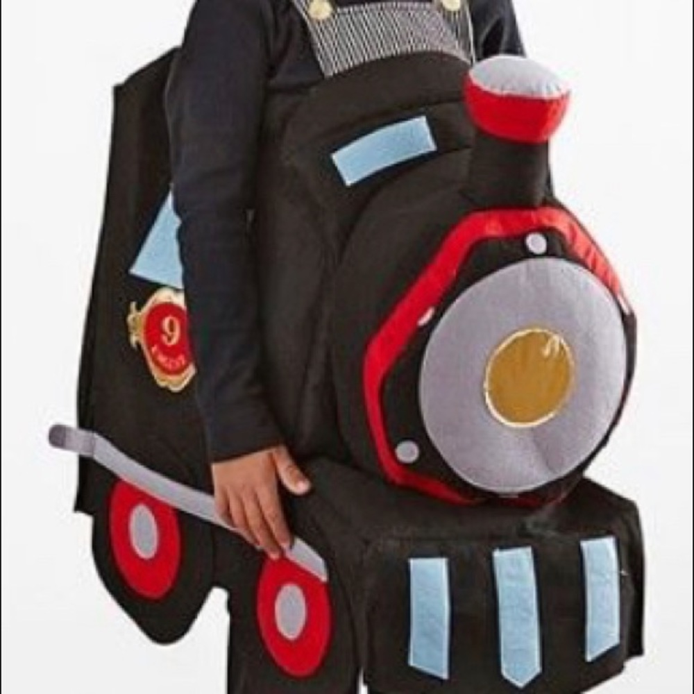 Pottery barn kids train costume with bonus thomas hat.  Size 3t